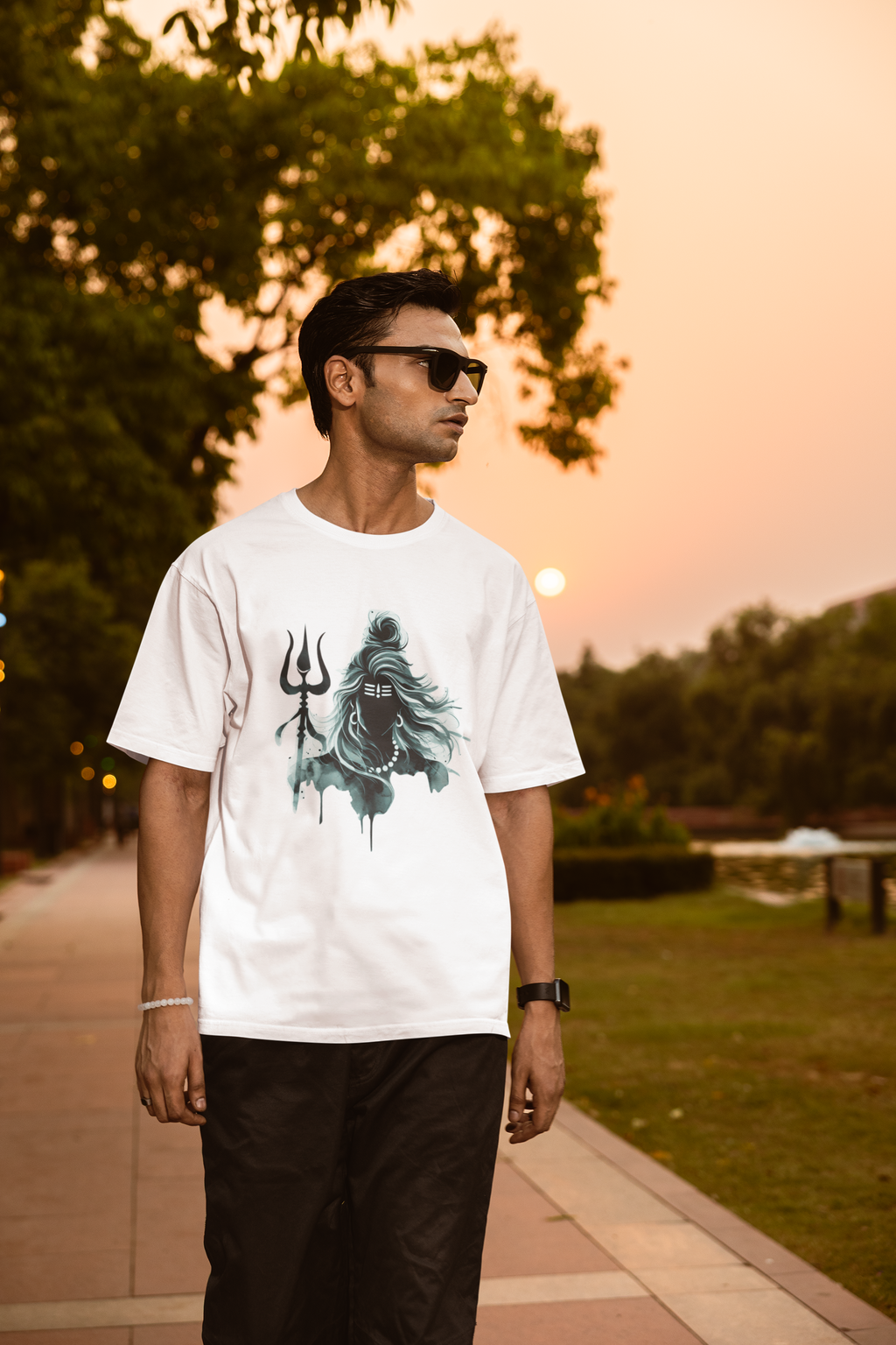 Neelakantan Oversized Tee